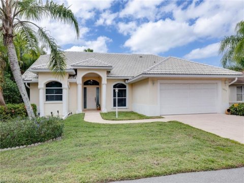 Crown Pointe Real Estate