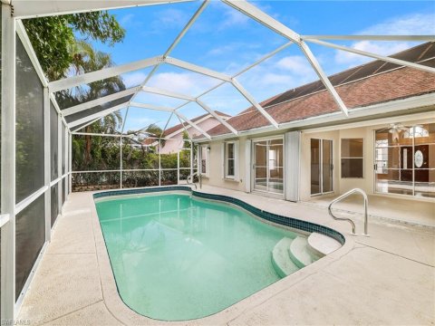 Crown Pointe Real Estate