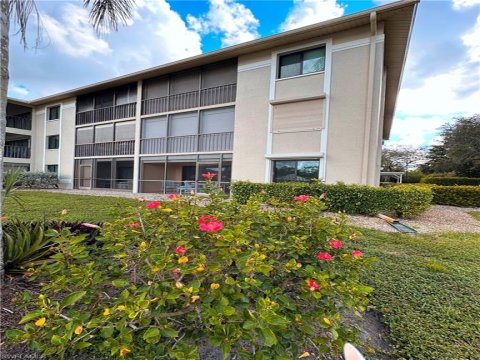 Deauville Lake Club Naples Florida Real Estate