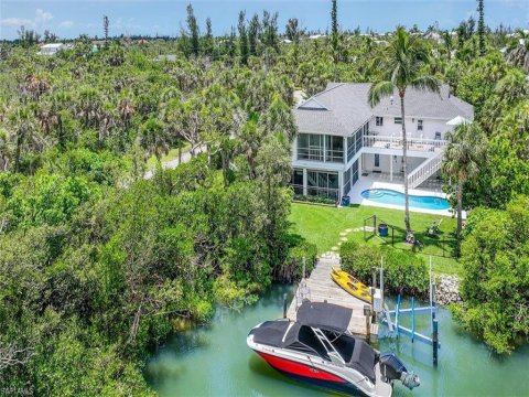 Dinkins Bayou Sanibel Real Estate