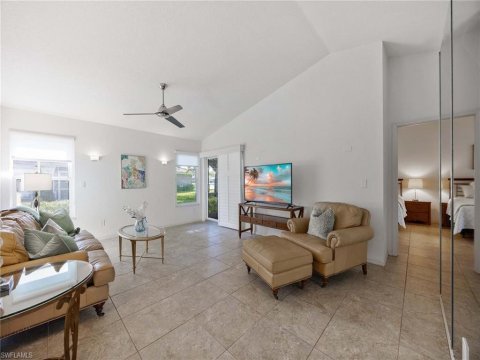 Emerald Bay Naples Florida Condos for Sale