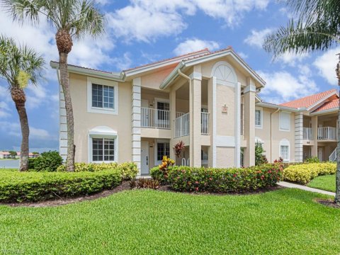 Emerald Lakes Naples Real Estate