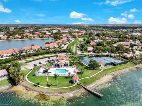 Emerald Lakes Naples Real Estate