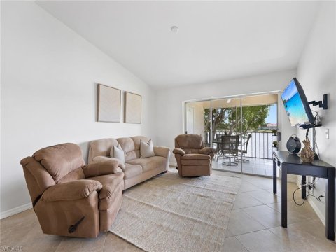 Emerald Lakes Real Estate