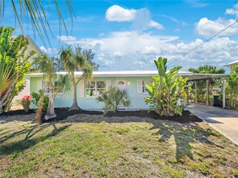 Estero Bay Shores Real Estate