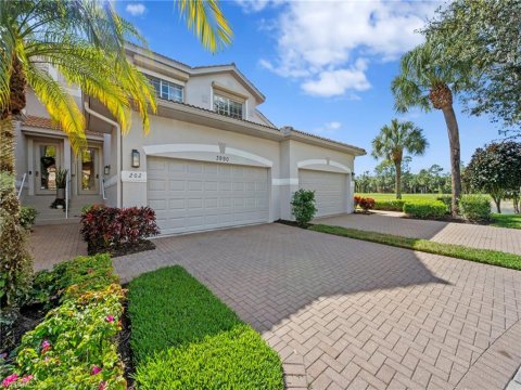 Forest Glen Naples Real Estate