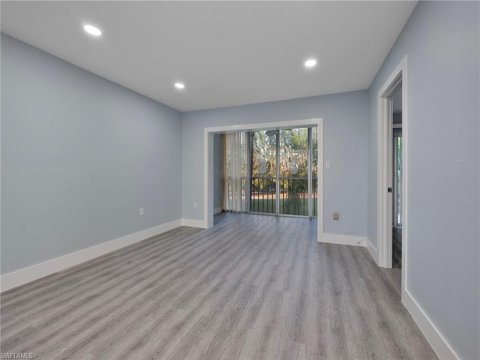 Forest Lakes Naples Florida Condos for Sale