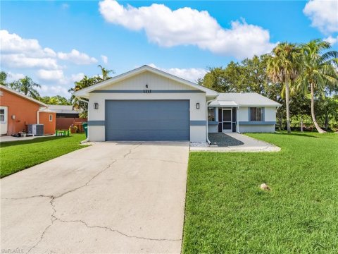 Forest Lakes Naples Florida Homes for Sale