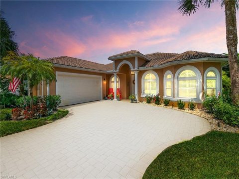 Forest Park Naples Real Estate