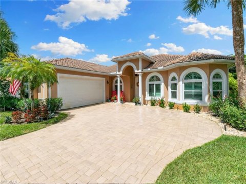 Forest Park Naples Real Estate
