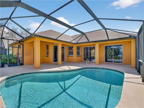 Fountain Lakes Real Estate