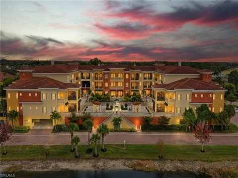 Genova Estero Real Estate