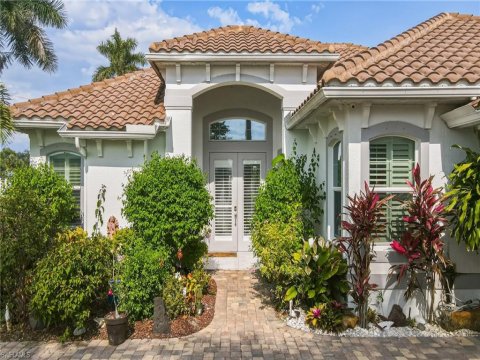 Golden Gate City Naples Real Estate