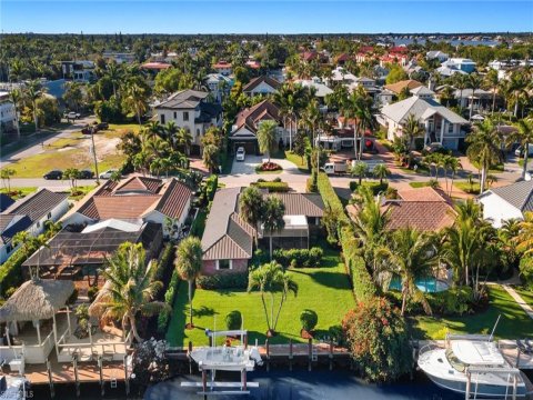 Golden Shores Naples Florida Real Estate