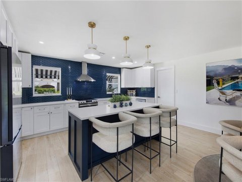 Golden Shores Real Estate