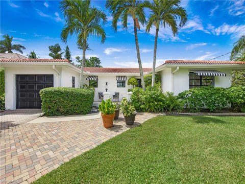 Golden Shores Real Estate