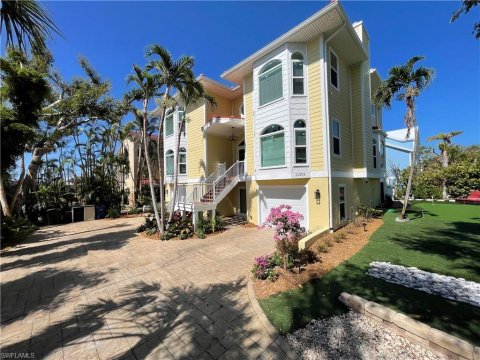 Gores A M Subd Captiva Florida Homes for Sale