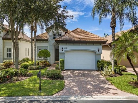 Grandezza Estero Florida Homes for Sale