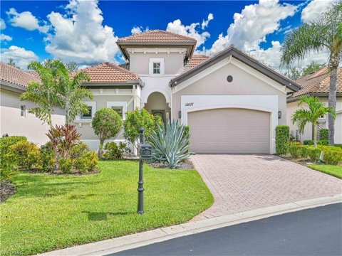 Grandezza Estero Florida Real Estate
