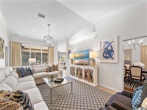 Grandezza Estero Real Estate