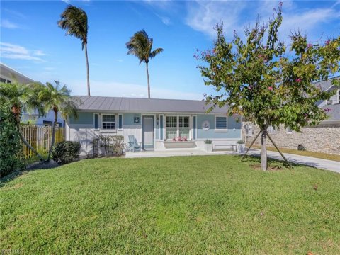 Gulf Harbor Naples Real Estate