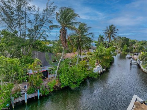 Gulf Shores Naples Real Estate