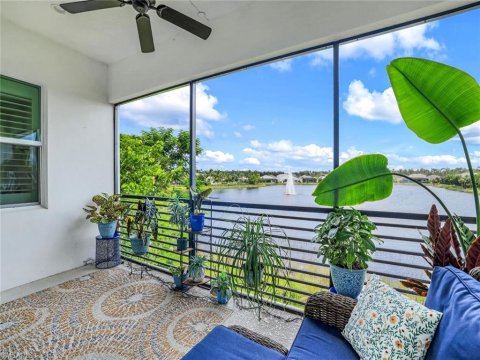 Hacienda Lakes Naples Florida Condos for Sale