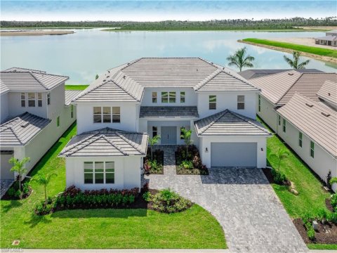Hacienda Lakes Naples Florida Homes for Sale