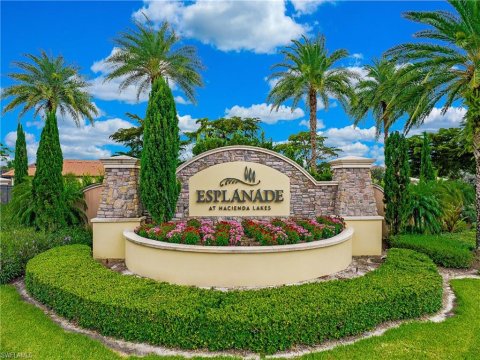 Hacienda Lakes Naples Florida Real Estate