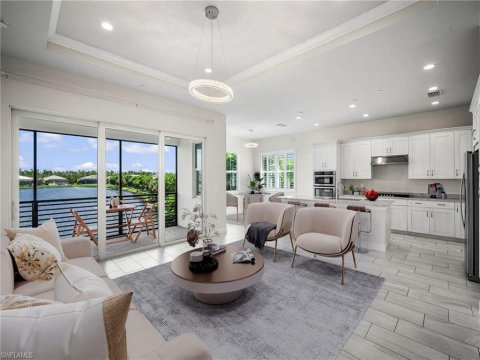 Hacienda Lakes Real Estate