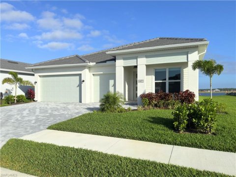 Hacienda Lakes Real Estate