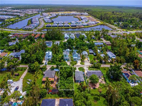 Hallendale Naples Florida Real Estate