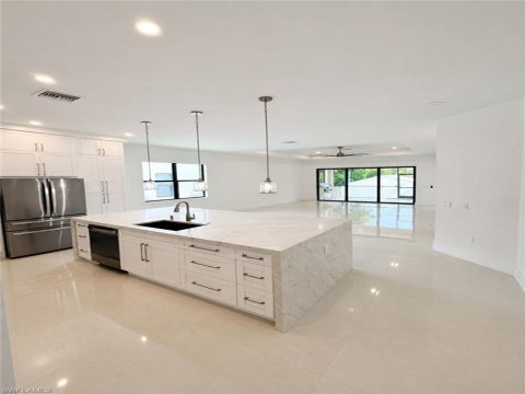 Hallendale Naples Florida Real Estate