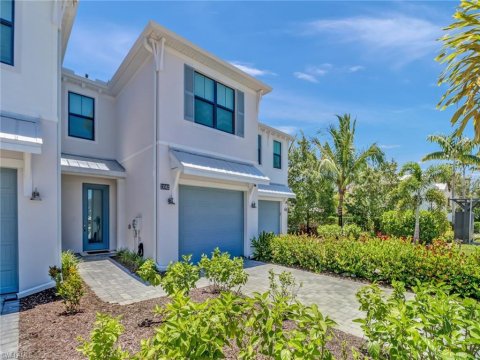 Hamilton Place Naples Real Estate