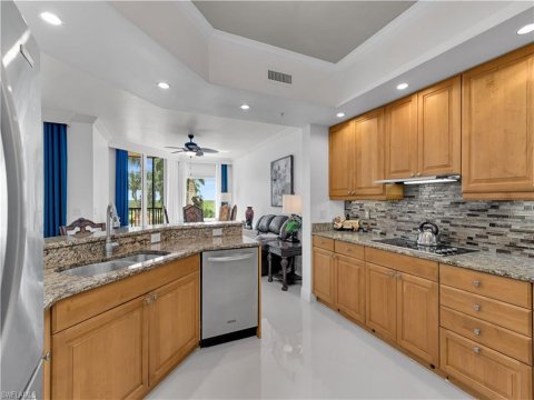 Hammock Bay Golf And Country Club Real Estate