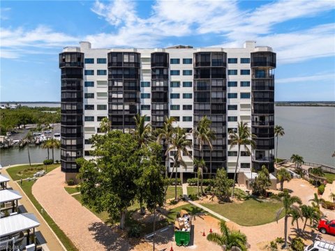 Harbour Pointe Condo Fort Myers Beach Florida Real Estate
