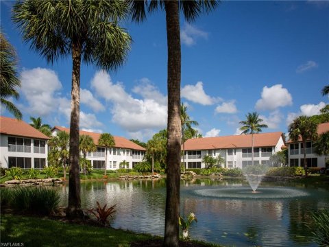 Hawksridge Naples Florida Condos for Sale