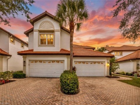 Hawksridge Naples Real Estate