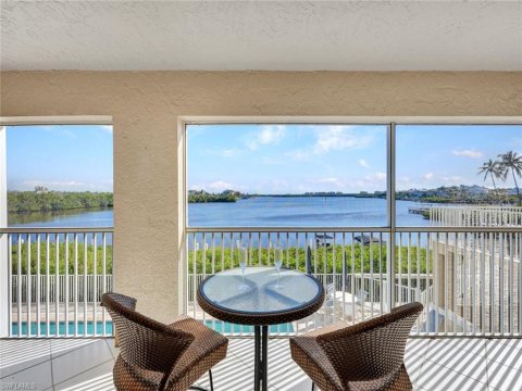 Hickory Bay West Bonita Springs Florida Condos for Sale