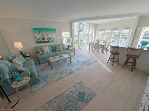 Hickory Bay West Real Estate