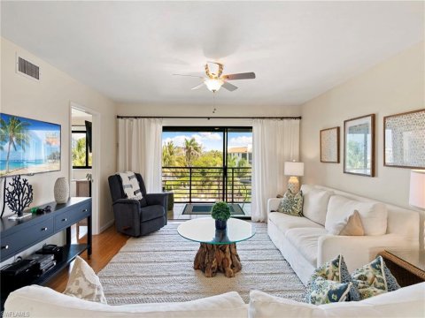 Hickory Harbour Bonita Springs Florida Condos for Sale