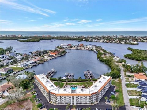 Hickory Harbour Bonita Springs Real Estate