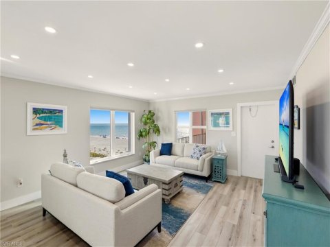 Hickory Shores Bonita Springs Florida Condos for Sale