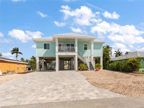 Holiday Heights Fort Myers Beach Florida Homes for Sale