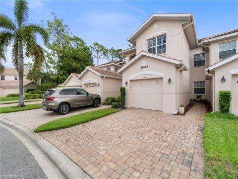 Hunters Ridge Bonita Springs Florida Condos for Sale