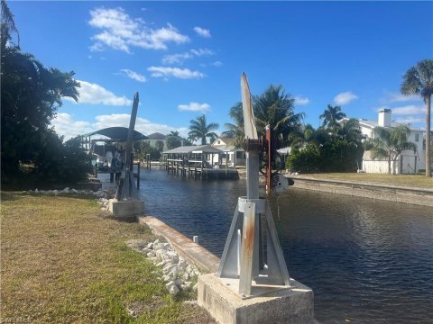 Imperial Shores Bonita Springs Florida Real Estate