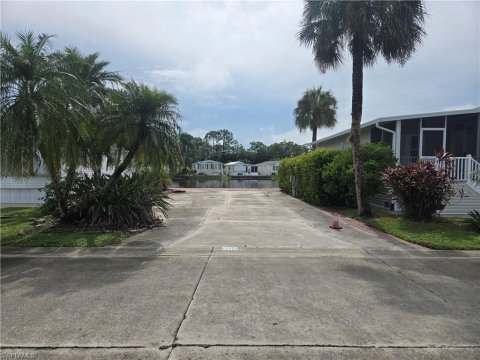 Imperial Wilderness Naples Real Estate