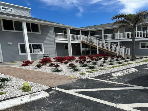 Island Breeze Fort Myers Beach Florida Condos for Sale