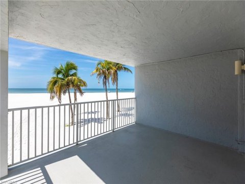 Island House Beach Club Fort Myers Beach Real Estate