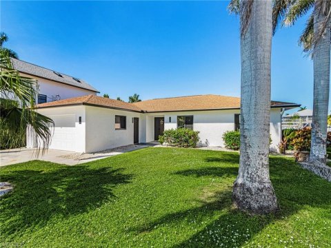 Isles Of Capri Naples Florida Homes for Sale